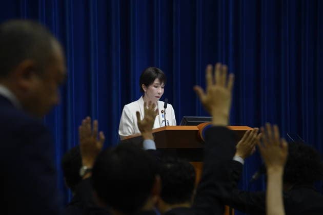 Japanese PM Takaichi holds press conference as Cabinet support falls TOKYO, JAPAN - JULY 27: Japanese Prime Minister Sanae Takaichi holds a press conference at the Prime Minister’s Office following the close of the 221st extraordinary session of the Diet, in Tokyo, Japan, on July 27, 2026. David Mareuil Anadolu Tokyo Japan. Editorial use only. Please get in touch for any other usage.  Copyright: x2026xAnadoluxDavidxMareuilx