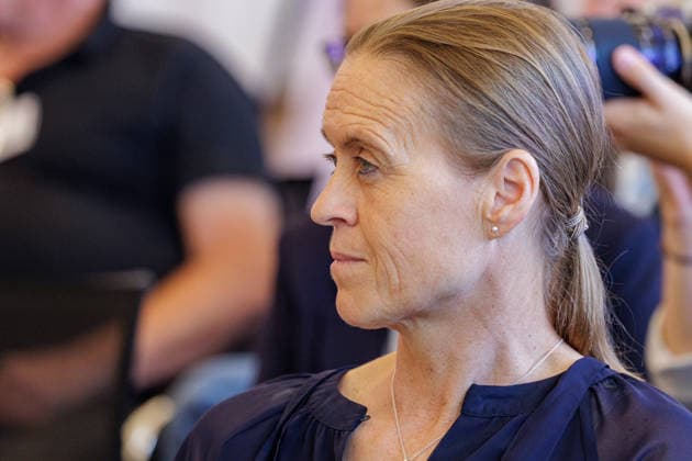 27.07.2026. Düsseldorf. Die paralympische Silbermedaillengewinnerin Regine Mispelkamp beim Pressegespräch zur Reit WM 2026 in Aachen. Vom 11. bis 23. August 2026 verwandelt sich der Allianz Park Aachen für die FEI World Championships in eine Bühne für Gold, Silber und Bronze in sechs Disziplinen. Die Stadt Aachen und ganz Nordrhein-Westfalen sind Gastgeber für Athletinnen und Athleten aus mehr als 60 Nationen und über eine halbe Millionen Besucherinnen und Besucher. Erstmals wird auch der Para-Reitsport bei einer Reit-Weltmeisterschaft integriert. Düsseldorf Staatskanzlei, Horionplatz 1 Nordrhein-Westfalen Deutschland *** July 27, 2026, Düsseldorf: Paralympic silver medalist Regine Mispelkamp at a press conference for the 2026 Worl