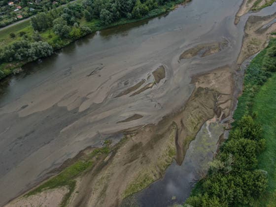 Poland s San River with low water levels as drought intensifies STALOWA WOLA, POLAND- JULY 27: An aerial view of San River with low water levels due to the ongoing drought in Poland in Stalowa Wola, Poland on July 27, 2026. Currently, low water levels have been recorded at 66 percent of Poland’s hydrological stations. Warnings over worsening dry conditions were issued earlier in July, when Poland’s national weather agency said hydrological drought had spread across much of the country. Officials reported falling river levels, reduced groundwater supplies and more monitoring stations recording flows below long-term minimum thresholds. At the end of this week, a heatwave is predicted with temperatures to raise above 35 Celsius degrees. Omar  Copyright: x2026xAnadoluxOmarxMarquesx