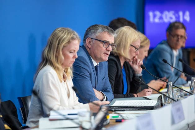 regierungspressekonferenz Deutschland, Berlin am 27. Juli 2026: Sprecher der Bundesregierung Stefan Kornelius stellt sich in der Bundespressekonferenz den Fragen der Presse. *** German Government Press Conference, Berlin, July 27, 2026: Federal Government Spokesperson Stefan Kornelius answers questions from the press at the Federal Press Conference