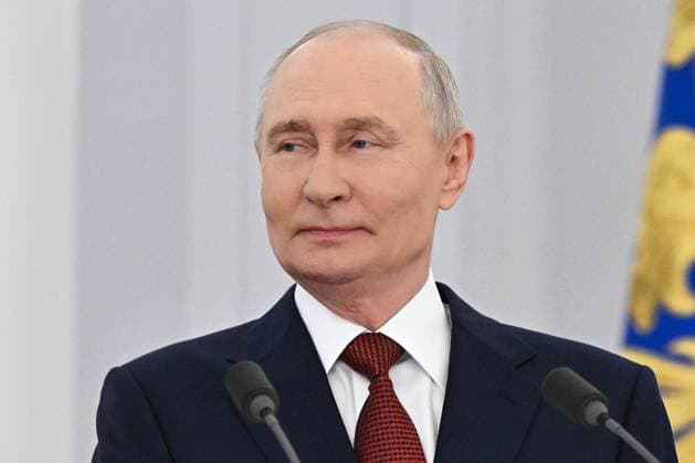 Russia Putin State Duma 9212593 27.07.2026 Russian President Vladimir Putin speaks during a meeting with members of the State Duma, the lower house of parliament, of the eighth convocation at the Kremlin in Moscow, Russia. Sergey Bobylev Sputnik Moscow Russia  Copyright: xSergeyxBobylevx