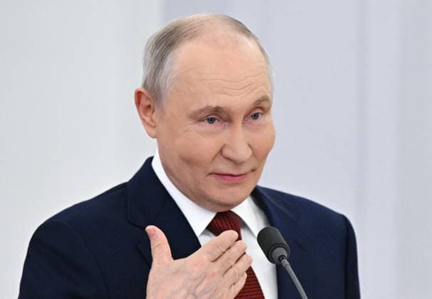 Russia Putin State Duma 9212600 27.07.2026 Russian President Vladimir Putin speaks during a meeting with members of the State Duma, the lower house of parliament, of the eighth convocation at the Kremlin in Moscow, Russia. Sergey Bobylev Sputnik Moscow Russia  Copyright: xSergeyxBobylevx