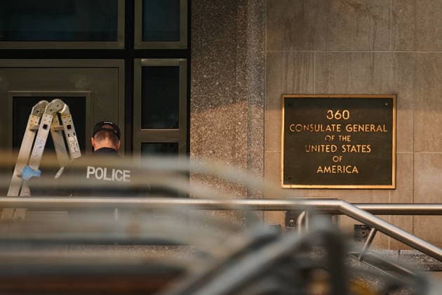 July 27, 2026, Toronto, On, Canada: Police work the scene of an early morning shooting outside the U.S. Consulate in Toronto on Monday, July 27, 2026. Toronto Canada  - ZUMAc35_ 20260727_zaf_c35_001 Copyright: xSammyxKoganx