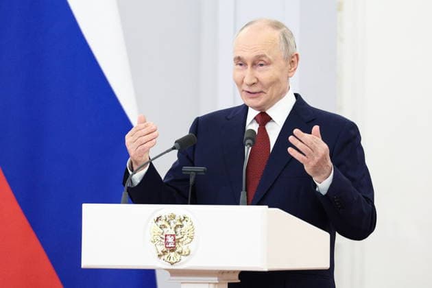 RUSSIA, MOSCOW - JULY 27, 2026: Russia s President Vladimir Putin speaks during a meeting with Russian State Duma members in the Grand Kremlin Palace Moscow Russia  - ZUMAt113 20260727_zaa_t113_224 Copyright: xSofyaxSandurskayax
