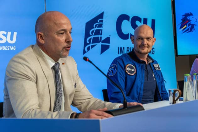 Prof. Dr. Alexander Gerst bei der CSU-Sommerklausur Kloster Banz, Bayern, Deutschland, 27.07.2026: Prof. Dr. Alexander Gerst, deutscher ESA-Astronaut und Geophysiker, nimmt als Gast an der Sommerklausur der CSU-Landesgruppe teil. Gerst ist ehemaliger Kommandant der Internationalen Raumstation (ISS) und leitet seit 2023 den Bereich Astronaut Operations am Europäischen Astronautenzentrum der ESA. Neubanz Deutschland *** Prof. Dr. Alexander Gerst at the CSU Summer Retreat at Banz Abbey, Bavaria, Germany, July 27, 2026 Prof. Dr. Alexander Gerst, a German ESA astronaut and geophysicist, is attending the CSU State Group’s summer retreat as a guest. Gerst is a former commander of the International Space Station (ISS) and has headed the Astronau
