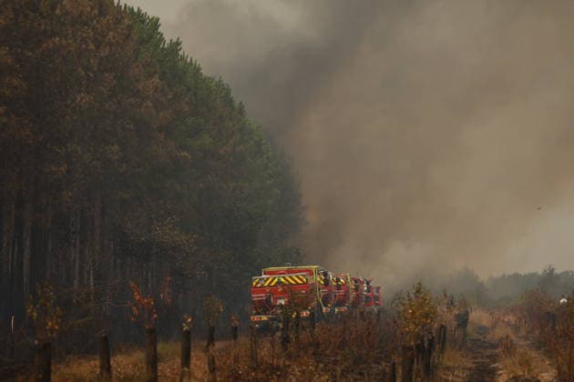 Massive wildfire burns 42,000 hectares in Gironde, southwestern France GIRONDE, FRANCE - JULY 27: A massive wildfire struck the Gironde department of southwestern France on July 27, 2026. As firefighters continued efforts to contain the flames, the wildfire caused widespread destruction across affected areas, where burned vehicles, damaged buildings, destroyed roads, and charred trees were visible. The blaze, which started in the Saumos area on Wednesday, has burned around 42,000 hectares, according to Gironde authorities. More than 220,000 people were evacuated as a precaution, while around 240 homes were fully or partially damaged. Around 2,500 firefighters, 1,500 soldiers and 1,200 security personnel are involved in the response as crews  Copyright: x2026xAnadoluxMohamadxSalaheldinxAbdelghanixAlsayedx