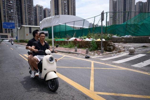 Typhoon Noul hits southern China HUIZHOU,CHINA - JULY 27: Buildings were hit by strong winds as the Typhoon Noul passes through on July 27,2026 in Huizhou, Guangdong Province of China. Typhoon Noul , the 12th typhoon of this year, brought heavy winds and torrential rains along the way, causing tree lodging, road ponding, and facilities damage. The residual circulation continued to create heavy rainfall in many inland places, and the risk of secondary disasters such as flash floods and landslides was still high. John Ricky Anadolu Guangdong China. Editorial use only. Please get in touch for any other usage.  Copyright: x2026xAnadoluxJohnxRickyx