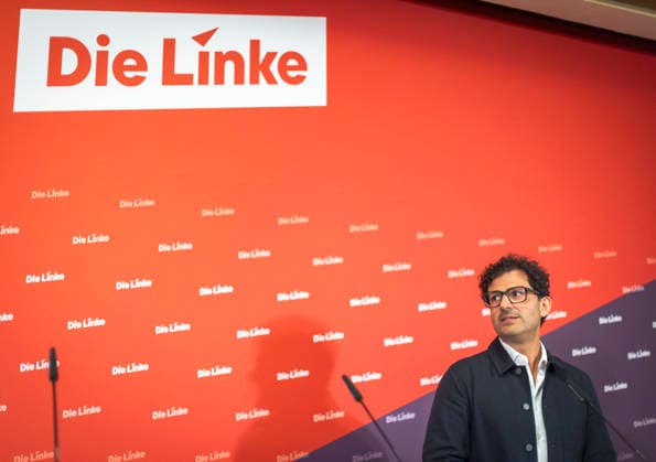 Luigi Pantisano, Vorsitzender der Partei Die Linke, aufgenommen im Rahmen einer Pressekonferenz in Berlin, 27.07.2026 Berlin Deutschland *** Luigi Pantisano, chairman of the party Die Linke, photographed during a press conference in Berlin on July 27, 2026, Berlin, Germany Copyright: xYonaxElsnerx