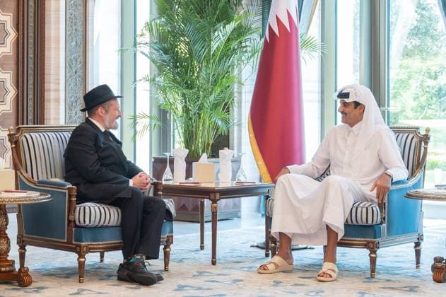 Qatar emir receives Alliance of Rabbis head in Doha Qatar’s Emir Sheikh Tamim bin Hamad Al Thani receives Rabbi Mendy Chitrik, chairman of the Alliance of Rabbis in Islamic States, at Lusail Palace in Doha, Qatar, on July 27, 2026. Photo by Emiri Diwan Office apaimages Doha Doha Qatar 270726_Qatar_QPO_01(2) Copyright: xapaimagesxEmirixDiwanxOfficex xapaimagesx
