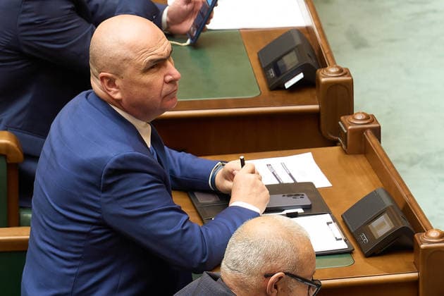 Extraordinary Session of the Romanian Senate, Bucharest, Romania Bucharest, Romania. 27th Jul, 2026: Senator Ilie Gavril Bolojan, dismissed Prime Minister of Romania, attends the plenary sitting of the extraordinary session of the Romanian Senate. Bucharest Romania Copyright: xLucianxAlecux