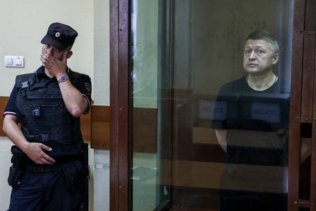 RUSSIA, MOSCOW - JULY 27, 2026: Businessman Sergei Borodin (R) appears for a hearing at Simonovsky District Court on bribery charges. Borodin is a subject of a criminal investigation against Russia s former defence minister Timur Ivanov. The court found Borodin guilty and sentenced him to 8 years in prison. Mikhail Tereshchenko TASS  95532093