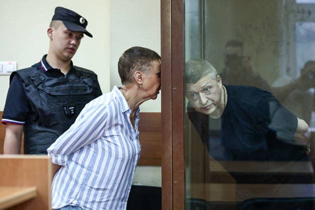 RUSSIA, MOSCOW - JULY 27, 2026: Businessman Sergei Borodin (R) appears for a hearing at Simonovsky District Court on bribery charges. Borodin is a subject of a criminal investigation against Russia s former defence minister Timur Ivanov. The court found Borodin guilty and sentenced him to 8 years in prison Moscow Russia  - ZUMAt113 20260727_zaa_t113_399 Copyright: xMikhailxTereshchenkox