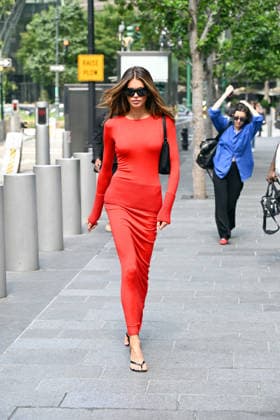 Kaia Gerber stuns wearing an eyecatching red maxi dress in New York City Featuring: Kaia Gerber Where: New York City, New York, United States When: 27 Jul 2026 Credit: Elder Ordonez INSTARimages EDITORIAL USE ONLY. NOT FOR USE BY NEWSPAPERS BASED IN THE UK. Copyright: xx instar55880680