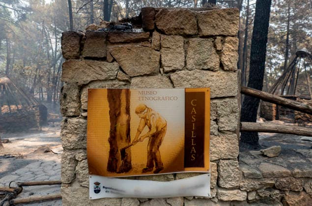 The fire in Ávila is now the largest in Spain’s history, having burned 55,000 hectares. The Casillas Ethnographic Museum after the forest fire, July 27, 2026, in Casillas, Ávila, Castile and León, Spain. The Burgohondo forest fire in Ávila has burned 55,000 hectares, making it the largest fire on record in Spain. Currently, firefighting efforts are focused on two active zones of concern to crews: the Mijares Pass and the area surrounding the municipality of Casillas. July 27, 2026 Ávila, Castile and León Ávila, Castile and León, Spain  Copyright: xAlbertoxOrtegax 7690037