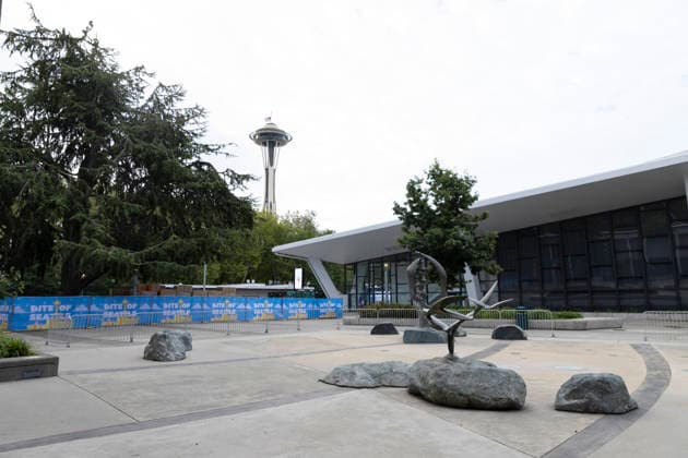 July 27, 2026, Seattle, Washington, USA: The sun rises over the Space needle the morning after a shooting left three people dead at the Bite of Seattle festival in Seattle on Monday, July 27, 2026. Seattle USA - ZUMAg235 20260727_zap_g235_003 Copyright: xPaulxChristianxGordonx