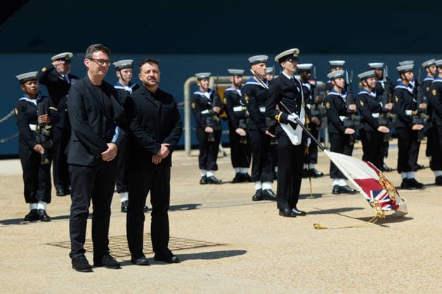 Ukrainian President Volodymyr Zelenskyy meets with new UK Prime Minister Andy Burnham at Portsmouth Naval Base, in Portsmouth, England, on Monday, July 27, 2026, where they toured the Royal Navy aircraft carrier HMS Queen Elizabeth. Photo via Ukrainian Presidential Press Office  WAX2026072705 UKRAINIANxPRESIDENTIALxPRESSxOFFICE