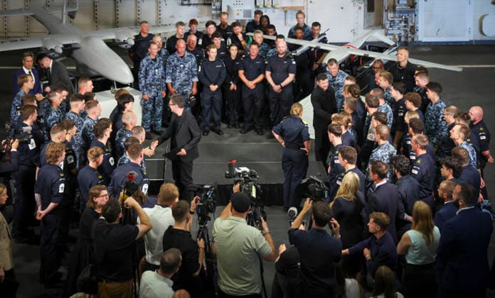 . 27 07 2026. Portsmouth, United Kingdom. UK Prime Minister Andy Burnham with the President of Ukraine, Volodymyr Zelenskyy, during a visit to the HMS Queen Elizabeth aircraft carrier at Portsmouth Naval Base, United Kingdom.  xPoolx xi-Imagesx IIM-26922-0022