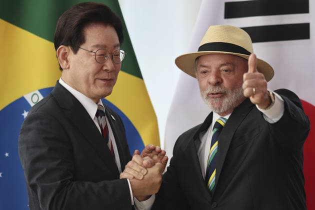South Korean President Lee Jae Myung visits Brazil BRASILIA, BRAZIL - JUL 27: Brazilian President Luiz Inacio Lula da Silva meets with South Korean President Lee Jae Myung at the Alvorada Palace in Brasilia, Brazil, July 27, 2026. Mateus Bonomi Anadolu Brasilia Brazil. Editorial use only. Please get in touch for any other usage.  Copyright: x2026xAnadoluxMateusxBonomix