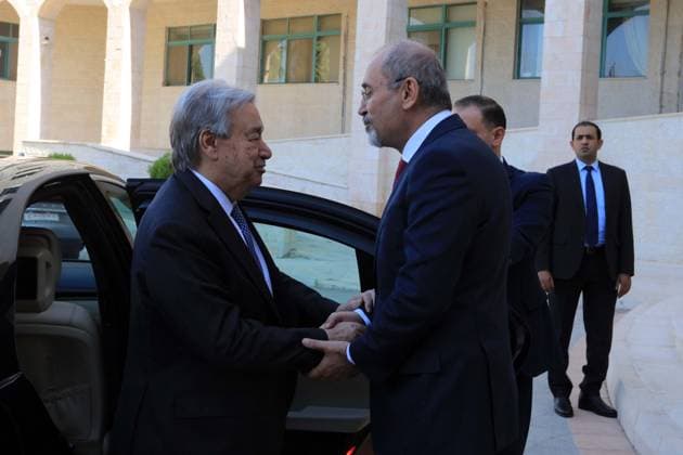 (260727) -- AMMAN, July 27, 2026 -- Jordan s Deputy Prime Minister and Minister of Foreign Affairs and Expatriates Ayman Safadi (R) welcomes UN Secretary-General Antonio Guterres in Amman, Jordan, July 27, 2026. (Photo by Xinhua) JORDAN-AMMAN-UN CHIEF-VISIT MohammadxAbuxGhosh 