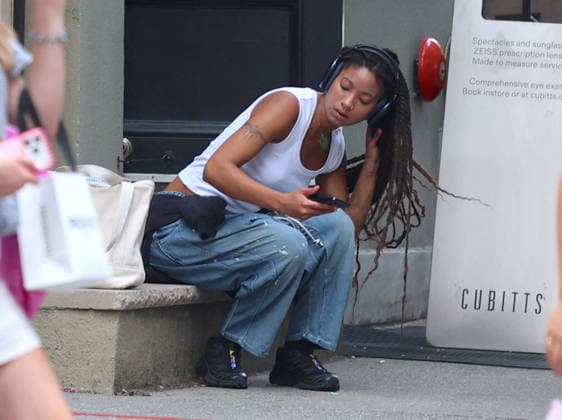 Willow Smith out in New York Will Smith s daughter singer actress Willow Smith is walking on the street in Soho, New York on July 27, 2026. Photo by Dylan Travis ABACAPRESS.COM New York NY  Copyright: xDylanxTravis ABACAx