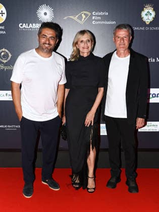 IPA87054080 - Soverato (CZ), 23rd edition of the Magna Graecia Film Festival - Third night. Pictured: Gianvito Casadonte, Isabella Ferrari, Renato De Maria  Copyright: xMarcoxProvvisionatox xMarcoxProvvisionatox 87054080