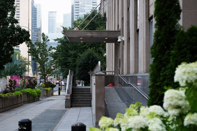 (260728) -- TORONTO, July 28, 2026 -- This photo taken on July 27, 2026 shows the walkway outside the U.S. Consulate in downtown Toronto, Canada. The U.S. Consulate in downtown Toronto was targeted in a shooting early Monday morning, marking the second time this year the building has been attacked, according to local media reports. (Photo by Xinhua) (SpotNews) CANADA-TORONTO-U.S. CONSULATE-SHOOTING LixHaitao 