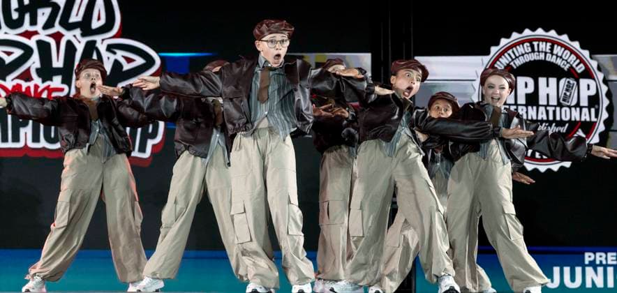 July 27,, 2026 - Phoenix, Arizona, USA - Fierce Fire from the United Kingdom competes in the Junior Division (age 12 and under) at Hip Hop International s 25th Annual World Hip Hop Dance Championships. Dancers from more than 55 countries are competing this year for prizes and world-wide street dance bragging rights. Phoenix USA  - ZUMAce6_ 20260727_zaf_ce6_004 Copyright: xBrianxCahnx