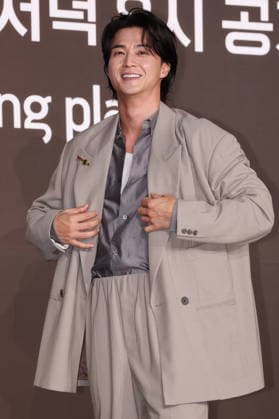 S. Korean actor Kim Ji-hoon S. Korean actor Kim Ji-hoon South Korean actor Kim Ji-hoon, who stars in The Affair was Just the Beginning, an original series by Coupang Play, poses for a photo during a publicity event in Seoul on July 28, 2026. The eight-episode series will be released worldwide on July 31. (Yonhap) 2026-07-28 13:14:10 < 1980-2026 YONHAPNEWS AGENCY. .> ¼­¿ïÆ¯º°½Ã EDITORIAL USE ONLY  Copyright: xx PYH2026072812290034400 YonhapxNewsx yonphotos254970