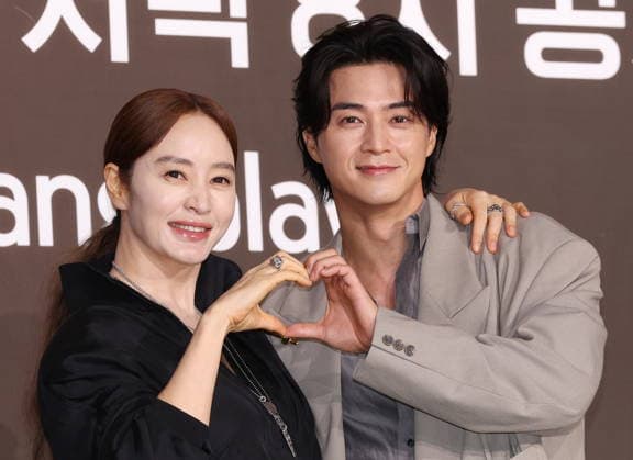 S. Korean actress Kim Hye-soo and actor Kim Ji-hoon S. Korean actress Kim Hye-soo and actor Kim Ji-hoon South Korean actress Kim Hye-soo and actor Kim Ji-hoon, who star in The Affair was Just the Beginning, an original series by Coupang Play, pose for a photo during a publicity event in Seoul on July 28, 2026. The eight-episode series will be released worldwide on July 31. (Yonhap) 2026-07-28 13:15:08 < 1980-2026 YONHAPNEWS AGENCY. .> ¼­¿ïÆ¯º°½Ã EDITORIAL USE ONLY  Copyright: xx PYH2026072812350034400 YonhapxNewsx yonphotos254971