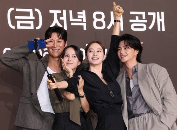 Drama The Affair was Just the Beginning Drama The Affair was Just the Beginning The stars of The Affair was Just the Beginning an original series by Coupang Play -- Kim Jae-chul, Jo Yeo-jung, Kim Hye-soo and Kim Ji-hoon (L t R) -- pose for a photo during a publicity event in Seoul on July 28, 2026. The eight-episode series will be released worldwide on July 31. (Yonhap) 2026-07-28 13:16:08 < 1980-2026 YONHAPNEWS AGENCY. .> ¼­¿ïÆ¯º°½Ã EDITORIAL USE ONLY  Copyright: xx PYH2026072812480034400 YonhapxNewsx yonphotos254977