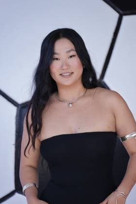 LOS ANGELES, CALIFORNIA - JULY 27: Annelise Heywood at the premiere of Apple TV s Ted Lasso Season 4 at the Academy Museum of Motion Pictures on July 27, 2026 in Los Angeles California Credit: AdMedia USA  - ZUMAa123 20260728_zaa_a123_015 Copyright: xCraigxHattorix