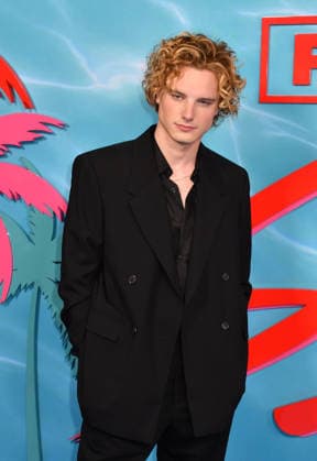 FX World Premiere Of The Shards NEW YORK, NY - JULY 27: Graham Campbell at the World Premiere of FX™s The Shards at the SVA Theatre on July 27, 2026 in New York City. Credit: John Fycke AdMedia New York City New York USA EDITORIAL USE ONLY  Copyright: xx JohnxFycke AdMediax admphotosthree007960