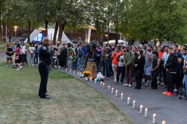 July 27, 2026, Seattle, Washington, USA: Seattle police chief SHON BARNES speaks during a vigil at Seattle Center for the victims of last nightÃ¢â‚¬â ¢s shooting at the Bite of Seattle festival in Seattle on Monday, July 27, 2026. Seattle USA  - ZUMAg235 20260727_zap_g235_035 Copyright: xPaulxChristianxGordonx