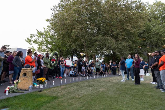 July 27, 2026, Seattle, Washington, USA: Seattle mayor KATIE WILSON speaks during a vigil at Seattle Center for the victims of last nightÃ¢â‚¬â ¢s shooting at the Bite of Seattle festival in Seattle on Monday, July 27, 2026. Seattle USA  - ZUMAg235 20260727_zap_g235_042 Copyright: xPaulxChristianxGordonx