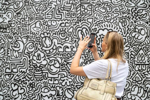 July 28, 2026, London, London, UK: LONDON, UK. A giant mural in St JamesÃ¢â‚¬â ¢s Market. Art of London launches Mr DoodleÃ¢â‚¬â ¢s Doodle Discovery, a free art trail featuring a live doodling workshop and five specially commissioned sculptures across LondonÃ¢â‚¬â ¢s West End by internationally acclaimed artist Sam Cox, known professionally as Mr Doodle. The public art experience is on display until 30 August 2026. London UK  - ZUMAl94_ 20260728_zaf_l94_023 Copyright: xStephenxChungx