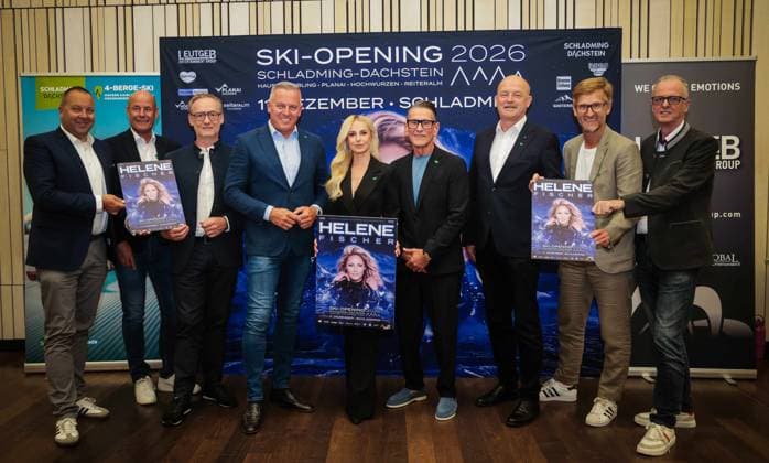 28.07.2026, Schladming, AUT, Unterwegs in Steiermark, Pressekonferenz, PK, SkiOpening 2026, Bekanntgabe LiveAct, Helene Fischer, im Bild Daniel Berchthaller (Geschäftsführer Reiteralm), Klaus Hofstätter (Geschäftsführer Hauser Kaibling), Andreas Keinprecht (Vorsitzender Tourismusregion Schladming-Dachstein), Landeshauptmann Mario Kunasek, LH, Mario Kunasek, LH Steiermark, Moderatorin Silvia Schneider, Veranstalter, Klaus Leutgeb, Leutgebentertainment, Hermann Trinker (Bürgermeister der Stadt Schladming), Peter Weichbold (Geschäftsführer Planai & Hochwurzen), Hermann Egger (Inhaber Hohenhaus Tenne Schladming), *** July 28, 2026, Schladming, Austria, On the Road in Styria, Press Conference, SkiOpening 2026, Live Act Announcement, Hel