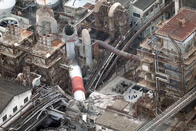 Strong quake jolts southwestern Japan+ Photo taken from a Kyodo News helicopter on July 28, 2026, shows a snapped chimney at a Nippon Paper Industries Co. factory in Yatsushiro, Kumamoto Prefecture, after a magnitude 7.1 earthquake shook the southwestern Japan prefecture.  A14AA0005624330P
