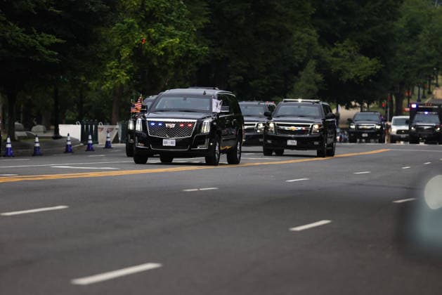 July 28, 2026, Washington, District Of Columbia, USA: Vice President JD Vance arrives in a motorcade at the U.S Capitol ahead of a memorial service for U.S. Senator Lindsey Graham (R-SC) in Washington, D.C. on July 28, 2026. Washington USA  - ZUMAd227 20260728_znp_d227_011 Copyright: xBryanxDozierx