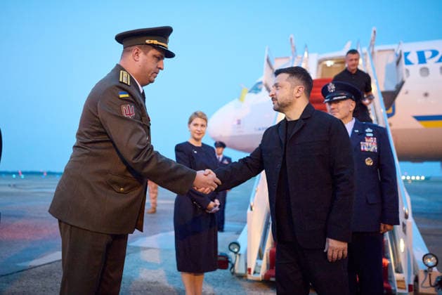 Zelenskyy arrives in US to meet with Trump WASHINGTON, D.C - JULY 28: (----EDITORIAL USE ONLY - MANDATORY CREDIT - ZELENSKYY SOCIAL MEDIA ACCOUNT HANDOUT - NO MARKETING NO ADVERTISING CAMPAIGNS - DISTRIBUTED AS A SERVICE TO CLIENTS----) Ukrainian President Volodymyr Zelenskyy arrives in the US ahead of talks with President Donald Trump in Washington, D.C, United States on July 28, 2026. Zelenskyy Social Media Account Anadolu Washington United States. Editorial use only. Please get in touch for any other usage.  Copyright: x2026xAnadoluxZelenskyyxSocialxMediaxAccountx