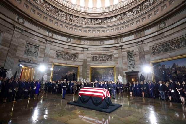 July 28, 2026, Washington, District Of Columbia, USA: An armed forces honor guard carries the casket of late South Carolina Senator Lindsey Graham into the rotunda of the US Capitol during a congressional tribute to his life in Washington, DC, USA, 28 July 2026. Graham died unexpectedly on 11 July at the age of 71 from a tear in his aorta Washington USA - ZUMAs152 20260728_faa_s152_006 Copyright: xShawnxThewx-xPoolxviaxCNPx