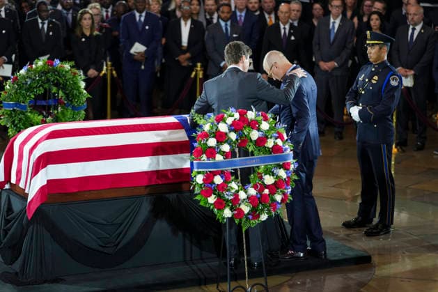 Lindsey Graham Memorial Service in the US Capitol Former U.S. Representative Bob Inglis (R-SC) pays his respects by flag-drapped casket of late U.S. Senator Lindsey Graham (R-SC), during a Congressional Tribute at the Rotunda of the U.S. Capitol in Washington, D.C., U.S., July 28, 2026. Credit: Nathan Howard Pool via CNP Washington District of Columbia United States of America EDITORIAL USE ONLY Copyright: xx DSC00034_MAK-6472230 NathanxHowardx-xPoolxviaxCNPx cnpphotos338325