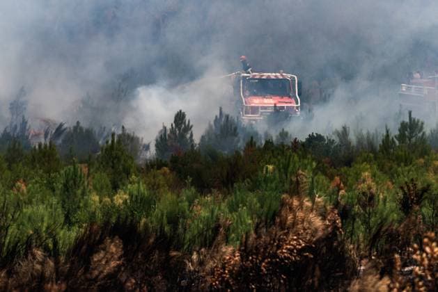 FIRE IN GIRONDE PHOTOPQR LE PARISIEN Olivier Corsan Lège-Cap-Ferret July 28, 2026 Lège-Cap-Ferret, Gironde, France, July 28, 2026 Firefighters, assisted by aerial resources—airplanes, helicopters, Dash, and Canadair, battled the flare-ups of the fires around the town of Lège Cap Ferret. Photo: LP Olivier Corsan FIRE IN GIRONDE Fire in southwestern France, July 28, 2026 Local Caption Lège Cap Ferret, Gironde, France  Copyright: xPHOTOPQR LExPARISIEN MAXPPPxOlivierxCorsanx 20260728LPA6222 20260728LPA6222