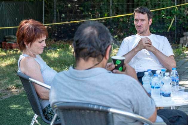 Neureuther für ARD-Doku bei Rhenania Hamborn. 28.07.2026 Duisburg ** NUR FÜR REDAKTIONELLE ZWECKE ** EDITORIAL USE ONLY **<p>BR-Team dreht für ARD-Doku bei Rhenania: Wie kinderfreundlich ist Deutschland? 28.07.2026 Duisburg Deutschland NRW Duisburg Copyright: DanielxAttia *** Neureuther Films ARD Documentary at Rhenania Hamborn, July 28, 2026, Duisburg ** FOR EDITORIAL USE ONLY ** EDITORIAL USE ONLY ** p BR team films for ARD documentary at Rhenania: How Child-Friendly Is Germany? July 28, 2026, Duisburg, Germany, North Rhine-Westphalia, Duisburg Copyright DanielxAttia Copyright: DanielxAttia doc86wzmr0h4gnkmpy6tl0 ,EDITORIAL USE ONLY