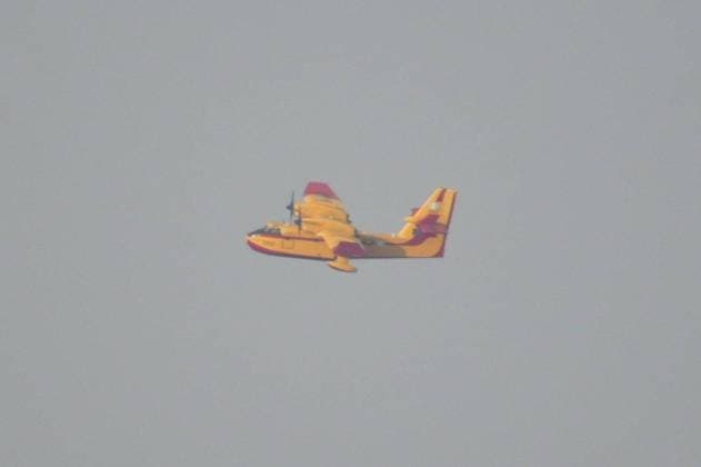 Helicopters, airplanes and firefighters help fight the fires in San Martin de Valdeiglesias, west of Madrid, Spain, Tuesday, July 28, 2026 Cordon Press 