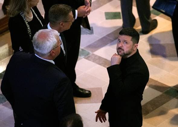 US Ukraine Senator Graham Funeral 9213298 28.07.2026 Ukrainian President Volodymyr Zelensky attends the funeral service for US Senator from South Carolina Lindsey Graham (listed as a terrorist and extremist in Russia) at the Washington National Cathedral in Washington, DC, the United States. Stringer Sputnik Washington USA  Copyright: xStringerx