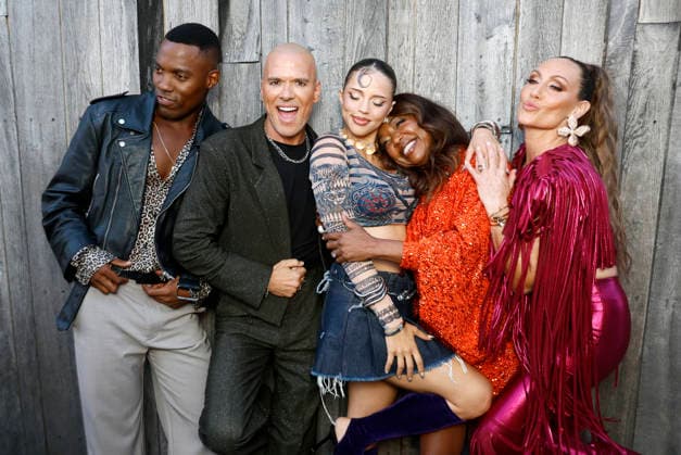 STOCKHOLM, SVERIGE 20260728 Bulgariska Dara, som vann Eurovision Song Contest i ar, med medlemmarna i Disco Inferno, fr.v. Prince Prime, Andreas Lundstedt, Daria, LaGaylia Frazier och Lina Hedlund efter Allsang pa Skansen pa tisdagskvällen. STOCKHOLM SVERIGE x60160x *** STOCKHOLM, SWEDEN 20260728 Bulgarian singer Dara, who won this year’s Eurovision Song Contest, with the members of Disco Inferno, from left: Prince Prime, Andreas Lundstedt, Daria, LaGaylia Frazier, and Lina Hedlund after Allsang pa Skansen on Tuesday evening STOCKHOLM, SWEDEN x60160x  Copyright: xStefanxJerrevang TTx ALLSANG PA SKANSEN 2026 JfiTYRLmX7g