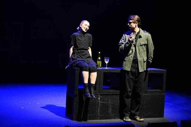 Die Darsteller des Musical Die Weiße Rose auf der Bühne. das Musical erzählt die Geschichte der gleichnamigen studentischen Widerstandsgruppe gegen das NS-Regime erzählt. Es ist die Premiere beim 37. Kölner Sommerfestival in der Kölner Philharmonie. Hauptdarseller sind FRIEDERIKE ZEIDLER als Sophie Scholl und JONATHAN GUTH als Hans Scholl *** The cast of the musical *The White Rose* takes the stage. The musical tells the story of the student resistance group of the same name that fought against the Nazi regime. It is the premiere at the 37th Cologne Summer Festival at the Cologne Philharmonic Hall. The lead actors are FRIEDERIKE ZEIDLER as Sophie Scholl and JONATHAN GUTH as Hans Scholl