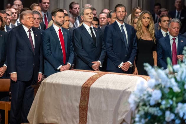 Lindsey Graham Funeral in the Washington National Cathedral From left to right: United States President Donald J Trump, US Vice President JD Vance, US Secretary of the Treasury Scott Bessent, Eric Trump, Lara Trump, and US Special Envoy to the Middle East Steven Witkoff attend the funeral service for the late US Senator Lindsey Graham (Republican of South Carolina) at the Washington National Cathedral in Washington, DC, USA, on Tuesday July 28, 2026. Photo by Ron Sachs CNP ABACAPRESS.COM Washington District of Columbia United States  Copyright: xCNP ABACAx