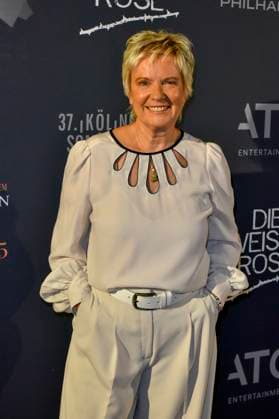 ABB SOMMERFESTIVAL- Birgit Lechtermnann Moderatorin zu Gast auf dem roten Teppich bei der eroeffnungs Gala des 37.Koelner Sommerfestival mit dem Musical Die Weisse Rose in der Koelner Philharmonie am 28.07.2026 in Koeln Hamburg Deutschland *** ABB SUMMER FESTIVAL: Birgit Lechtermnann, TV host, appears on the red carpet at the opening gala of the 37th Cologne Summer Festival, featuring the musical *Die Weisse Rose* at the Cologne Philharmonie on July 28, 2026, in Cologne, Hamburg, Germany