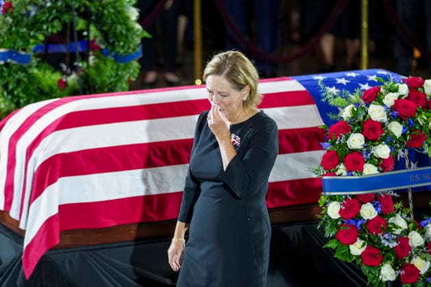 Lindsey Graham Memorial Service in the US Capitol U.S. Senator Darline Graham (R-SC), sister of late U.S. Senator Lindsey Graham (R-SC), mours by his casket, during a Congressional Tribute to late U.S. Senator Lindsey Graham (R-SC) at the Rotunda of the U.S. Capitol in Washington, D.C., U.S., July 28, 2026. Credit: CNP AdMedia Washington District of Columbia United States of America EDITORIAL USE ONLY  Copyright: xx CNPx xAdMediax admphotosthree008406